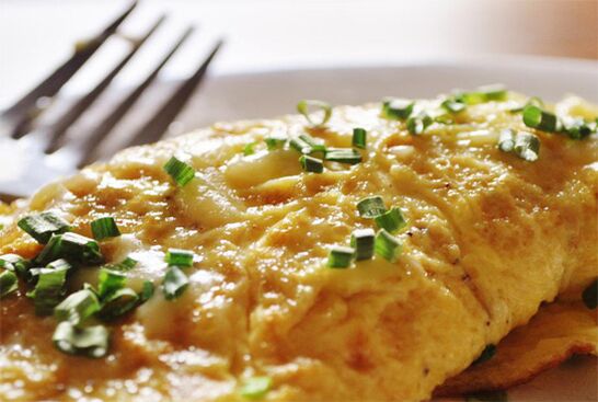 omelet pikeun leungitna beurat jeung gizi ditangtoskeun