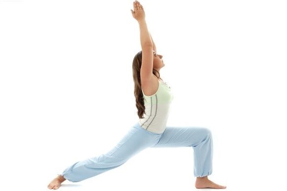 Prajurit yoga pasang aksi pikeun leungitna beurat